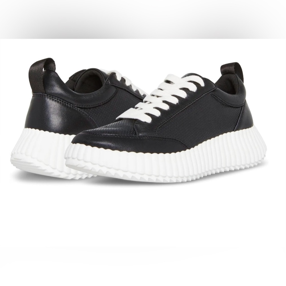 Steve Madden Shock Jogger Sneakers